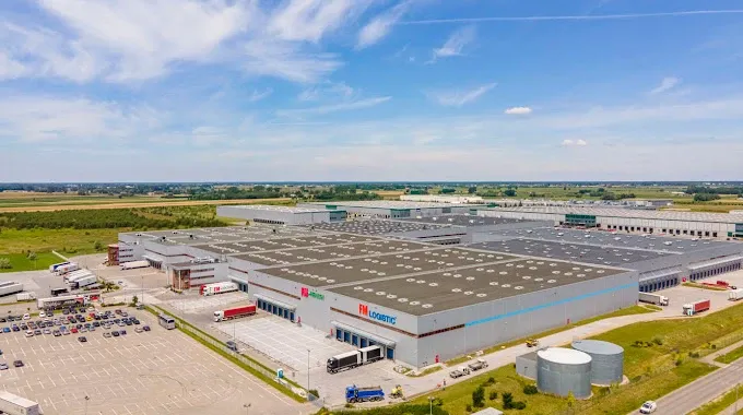 Hala magazynowa: FM Logistic Błonie